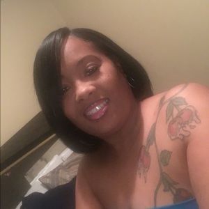 Meet your Posher, Nakila